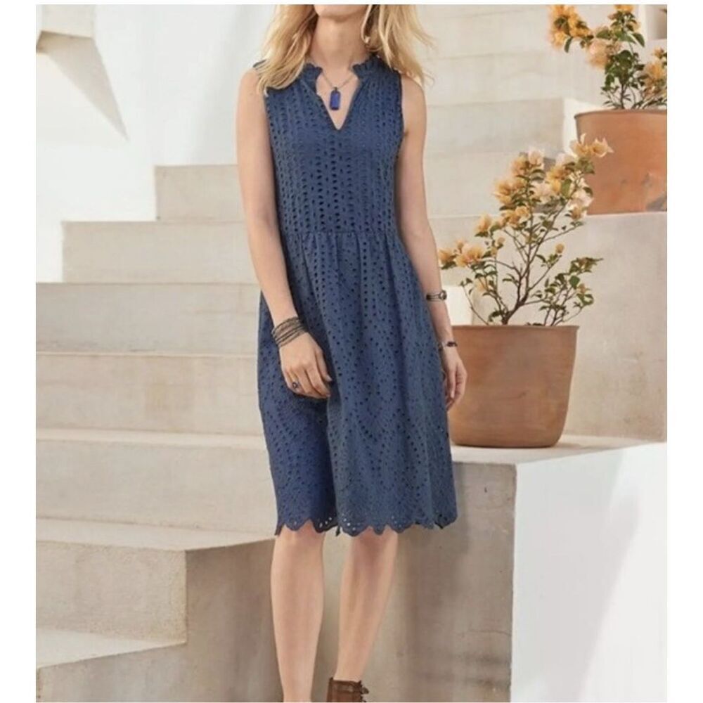 Sundance Blue eyelet Promise dress scalloped ruffle M